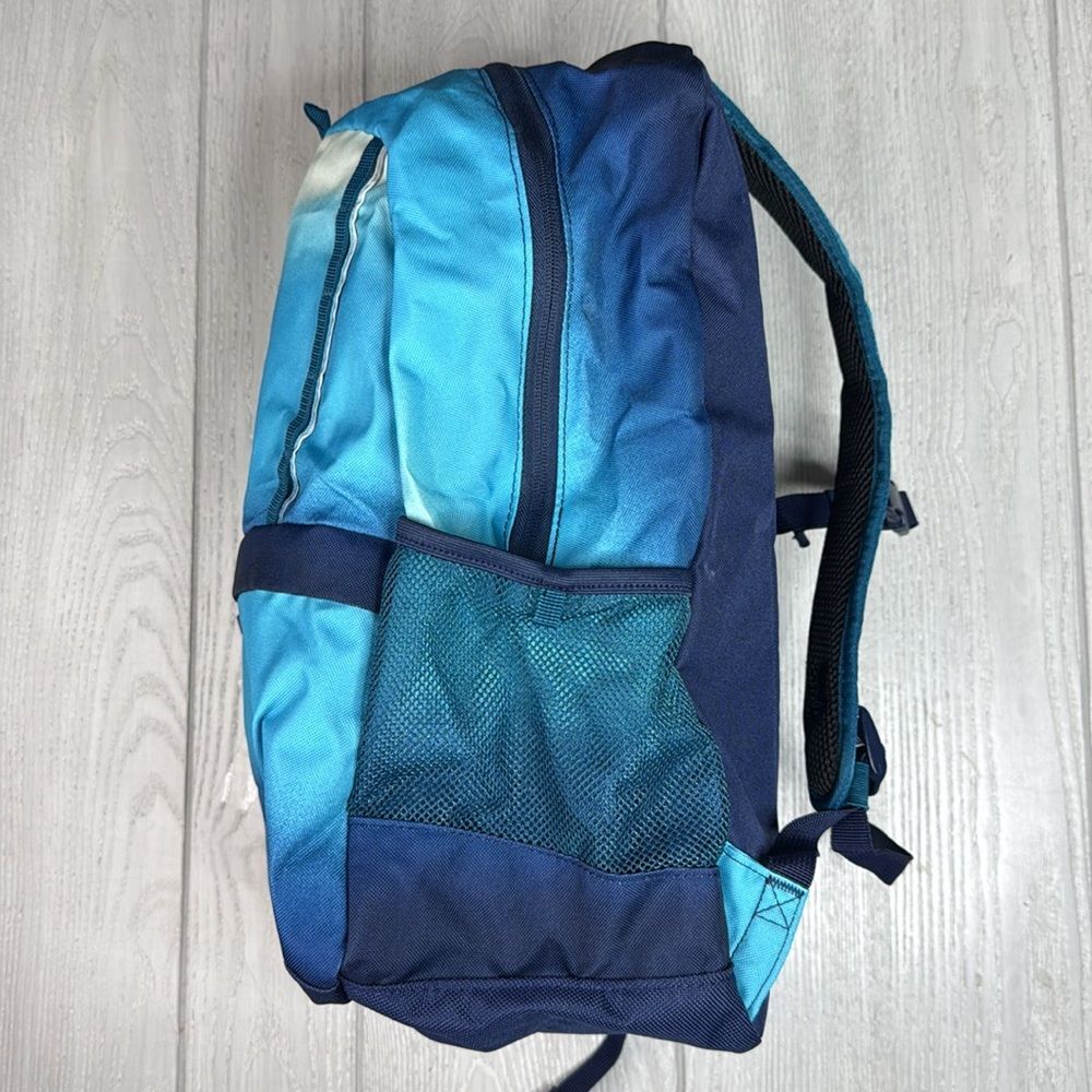 Lands’ end classmate backpack, blue ombré backpack - Picture 7 of 10